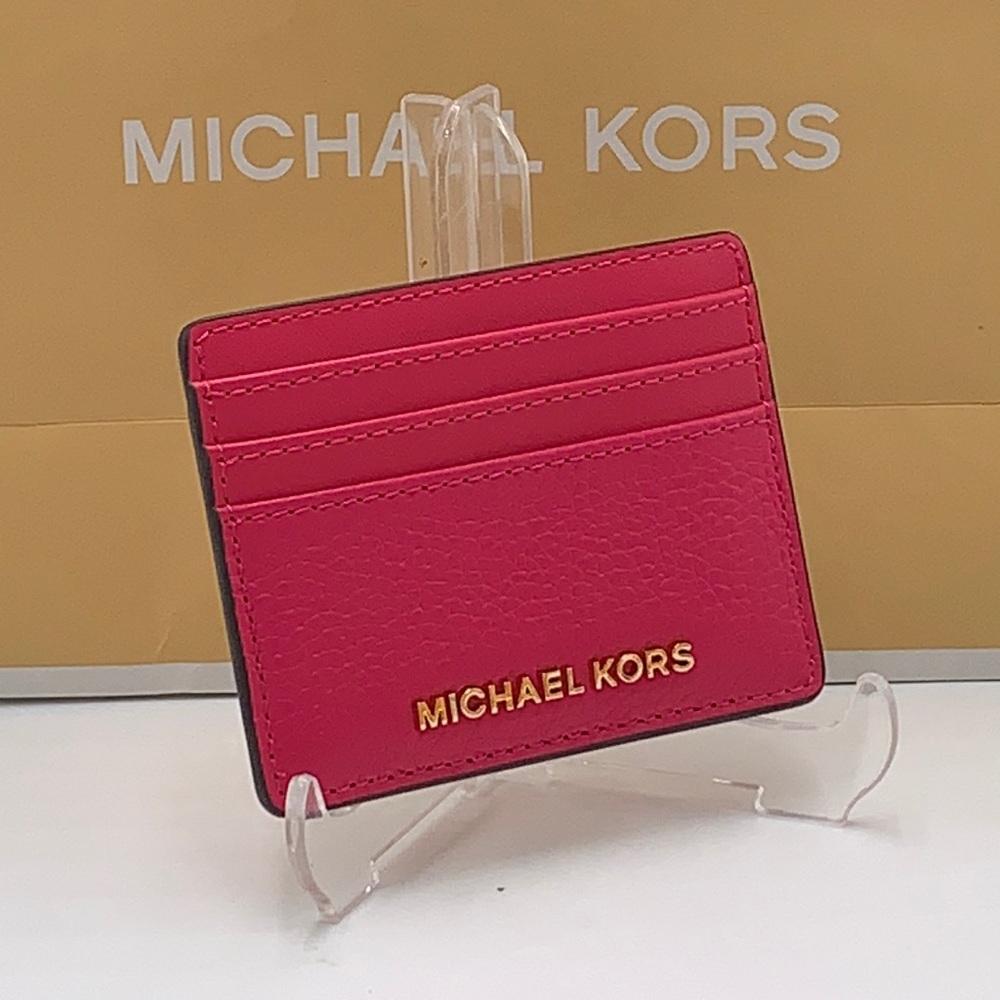 MICHAEL KORS
Large Pebbled Leather Card Holder Case
Electric Pink
NWT